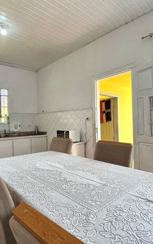 Casa à venda com 220m², 6 quartos e 1 vaga Casa à venda com 220m², 6 quartos e 1 vagaCozinha Casa 1