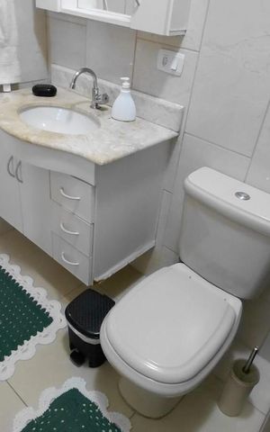 Casa à venda com 230m², 6 quartos e 2 vagas Casa à venda com 230m², 6 quartos e 2 vagasBanheiro 3