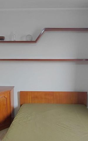 Casa à venda com 230m², 6 quartos e 2 vagas Casa à venda com 230m², 6 quartos e 2 vagasQuarto 2