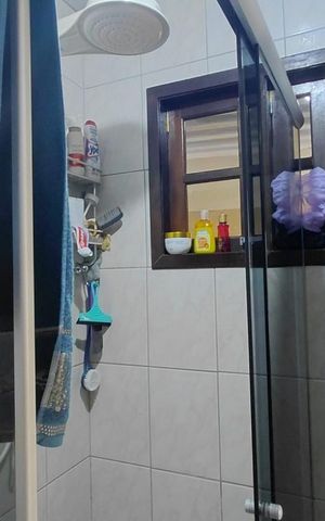 Casa à venda com 230m², 6 quartos e 2 vagas Casa à venda com 230m², 6 quartos e 2 vagasBanheiro 4