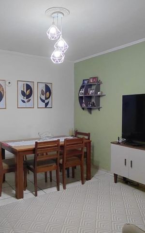 Casa à venda com 230m², 6 quartos e 2 vagas Casa à venda com 230m², 6 quartos e 2 vagasSala