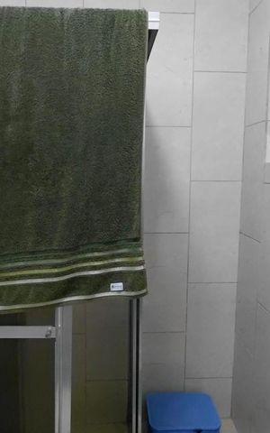 Casa à venda com 230m², 6 quartos e 2 vagas Casa à venda com 230m², 6 quartos e 2 vagasBanheiro 3
