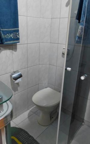 Casa à venda com 230m², 6 quartos e 2 vagas Casa à venda com 230m², 6 quartos e 2 vagasBanheiro 4