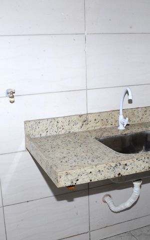 Casa para alugar com 80m², 2 quartos e 1 vagaÁrea de Serviço