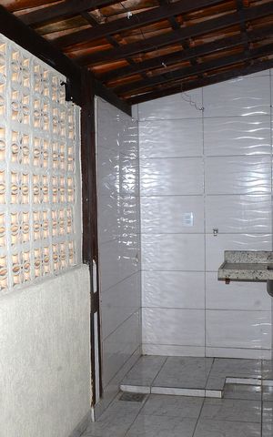 Casa para alugar com 80m², 2 quartos e 1 vagaÁrea de Serviço