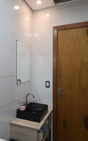 Casa para alugar com 67m², 3 quartos e 2 vagasBanheiro