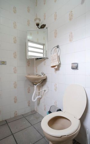 Casa para alugar com 90m², 1 quarto e sem vagaBanheiro da suíte