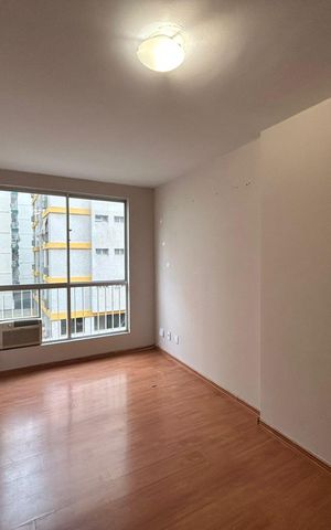 Apartamento à venda com 60m², 1 quarto e 1 vaga Apartamento à venda com 60m², 1 quarto e 1 vagaSala