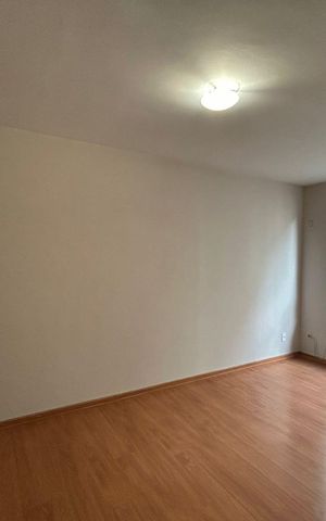 Apartamento à venda com 60m², 1 quarto e 1 vaga Apartamento à venda com 60m², 1 quarto e 1 vagaSala