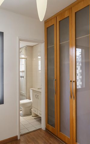 Apartamento à venda com 162m², 3 quartos e 3 vagas Apartamento à venda com 162m², 3 quartos e 3 vagasSuíte 2