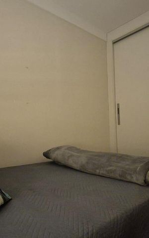 Casa de condomínio à venda com 120m², 3 quartos e 3 vagas Casa de condomínio à venda com 120m², 3 quartos e 3 vagasQuarto