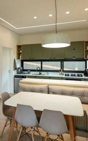 Casa à venda com 600m², 4 quartos e 2 vagas