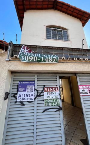Casa para alugar com 220m², 3 quartos e 1 vaga Casa para alugar com 220m², 3 quartos e 1 vagaPLAQUINHA RHMH-155 INSTALADA EM 5/08/26