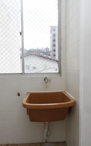 Apartamento para alugar com 70m², 2 quartos e 1 vagaÁrea de Serviço