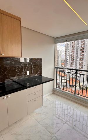 Apartamento para alugar com 66m², 2 quartos e 1 vagaVaranda