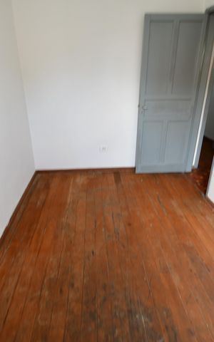 Casa à venda com 150m², 2 quartos e 3 vagasQuarto 2