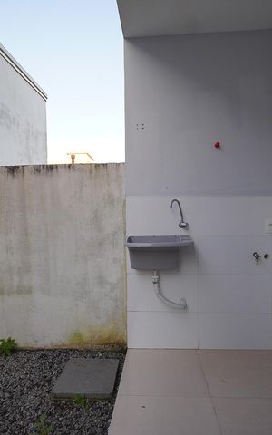 Casa para alugar com 81m², 2 quartos e 1 vagaÁrea de Serviço