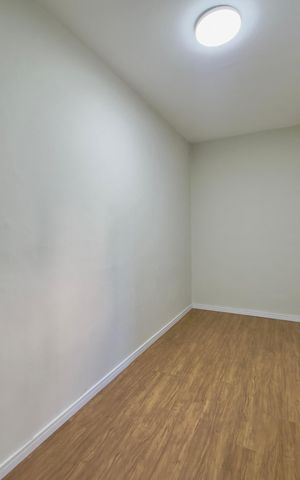 Casa à venda com 113m², 4 quartos e 2 vagas Casa à venda com 113m², 4 quartos e 2 vagasQuarto 1
