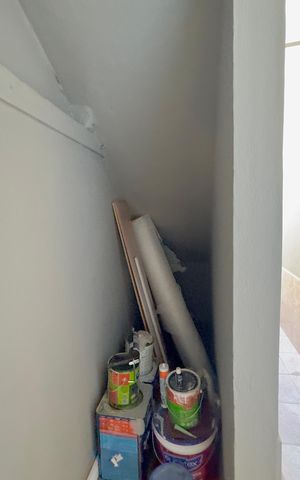 Casa à venda com 113m², 4 quartos e 2 vagas Casa à venda com 113m², 4 quartos e 2 vagasDespensa