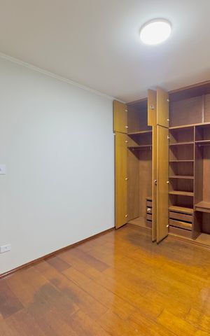 Casa à venda com 113m², 4 quartos e 2 vagas Casa à venda com 113m², 4 quartos e 2 vagasQuarto 2