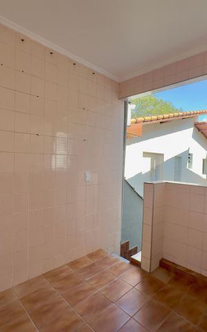 Casa à venda com 113m², 4 quartos e 2 vagas Casa à venda com 113m², 4 quartos e 2 vagasÁrea de Serviço