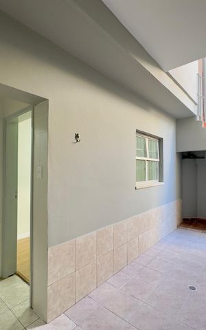 Casa à venda com 113m², 4 quartos e 2 vagas Casa à venda com 113m², 4 quartos e 2 vagasQuintal