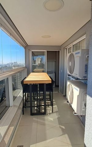 Apartamento para alugar com 72m², 2 quartos e 1 vaga Apartamento para alugar com 72m², 2 quartos e 1 vagaVaranda