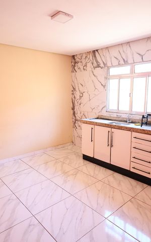 Casa para alugar com 45m², 2 quartos e sem vagaCozinha e Área de Serviço