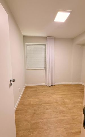 Apartamento para alugar com 120m², 3 quartos e 2 vagas Apartamento para alugar com 120m², 3 quartos e 2 vagasQuarto