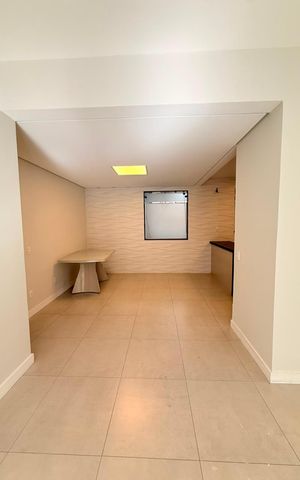 Apartamento para alugar com 120m², 3 quartos e 2 vagas Apartamento para alugar com 120m², 3 quartos e 2 vagasSala