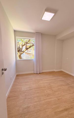 Apartamento para alugar com 120m², 3 quartos e 2 vagas Apartamento para alugar com 120m², 3 quartos e 2 vagasQuarto