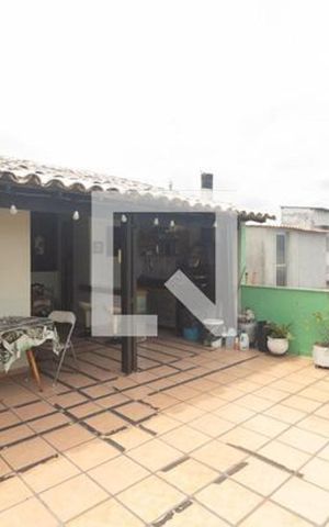 Casa de condomínio à venda com 75m², 4 quartos e 3 vagas Casa de condomínio à venda com 75m², 4 quartos e 3 vagasÁrea externa