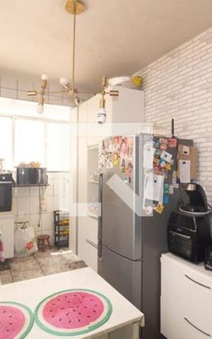 Casa de condomínio à venda com 75m², 4 quartos e 3 vagas Casa de condomínio à venda com 75m², 4 quartos e 3 vagasCozinha e Área de Serviço