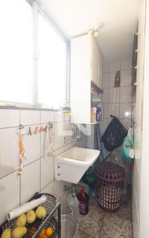 Casa de condomínio à venda com 75m², 4 quartos e 3 vagas Casa de condomínio à venda com 75m², 4 quartos e 3 vagasÁrea de serviço