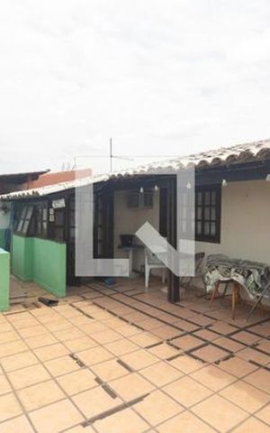 Casa de condomínio à venda com 75m², 4 quartos e 3 vagas Casa de condomínio à venda com 75m², 4 quartos e 3 vagasÁrea externa