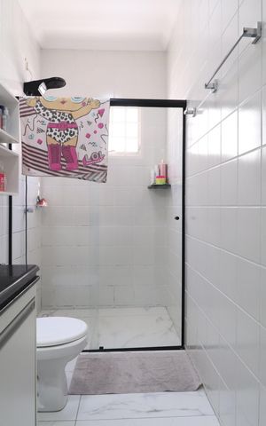 Casa para alugar com 250m², 3 quartos e 4 vagasBanheiro Social