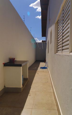 Casa para alugar com 250m², 3 quartos e 4 vagasÁrea de Serviço