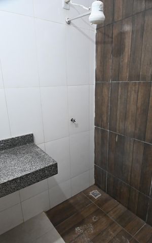 Casa de condomínio para alugar com 60m², 2 quartos e 1 vagaBanheiro social