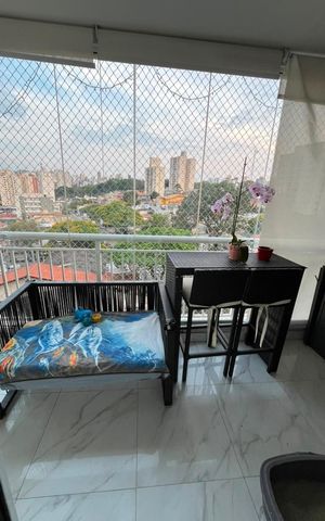 Apartamento à venda com 65m², 2 quartos e 1 vaga Apartamento à venda com 65m², 2 quartos e 1 vagaVaranda
