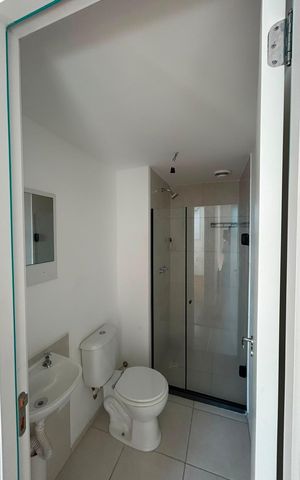 Apartamento para alugar com 50m², 2 quartos e 1 vaga Apartamento para alugar com 50m², 2 quartos e 1 vagaBanheiro