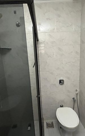 Casa para alugar com 240m², 3 quartos e 3 vagasBanheiro 1