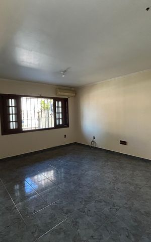 Casa para alugar com 240m², 3 quartos e 3 vagasSala