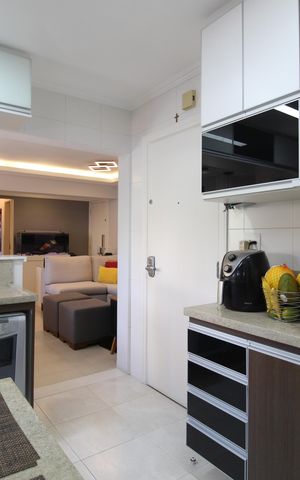 Apartamento à venda com 82m², 2 quartos e 2 vagasCozinha