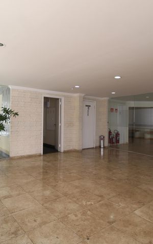 Apartamento à venda com 82m², 2 quartos e 2 vagasHall Social