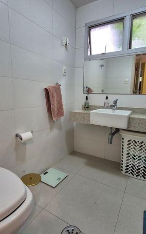 Apartamento à venda com 155m², 3 quartos e 1 vaga Apartamento à venda com 155m², 3 quartos e 1 vagaBanheiro