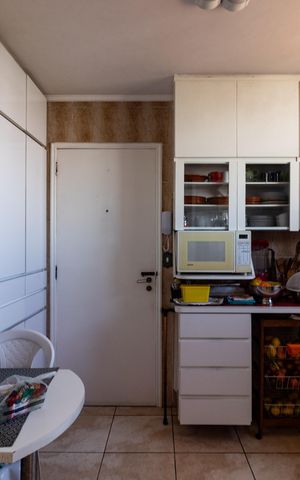 Apartamento à venda com 109m², 3 quartos e 1 vaga Apartamento à venda com 109m², 3 quartos e 1 vagaCozinha