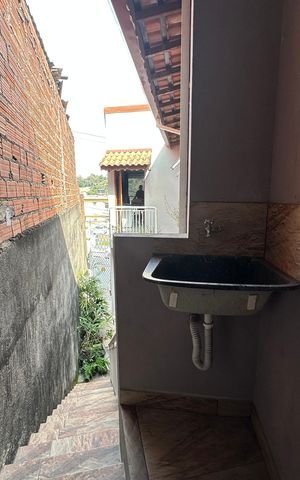 Casa à venda com 276m², 6 quartos e 2 vagas Casa à venda com 276m², 6 quartos e 2 vagasÁrea de Serviço