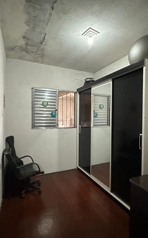 Casa à venda com 276m², 6 quartos e 2 vagas Casa à venda com 276m², 6 quartos e 2 vagasQuarto 2
