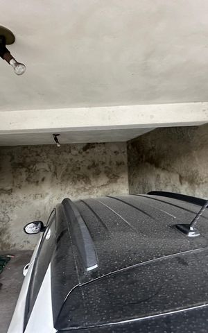 Casa à venda com 276m², 6 quartos e 2 vagas Casa à venda com 276m², 6 quartos e 2 vagasGaragem