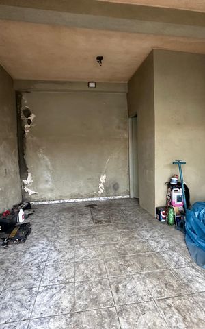 Casa à venda com 276m², 6 quartos e 2 vagas Casa à venda com 276m², 6 quartos e 2 vagasGaragem
